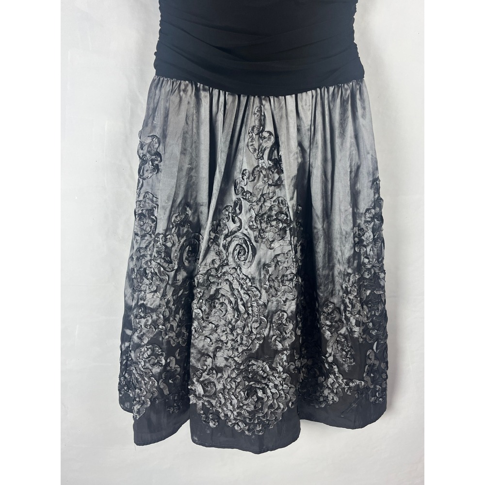 Jessica Howard Black Gray Floral  V-Neck Fit Flare Cocktail Dress 2 - Picture 4 of 10